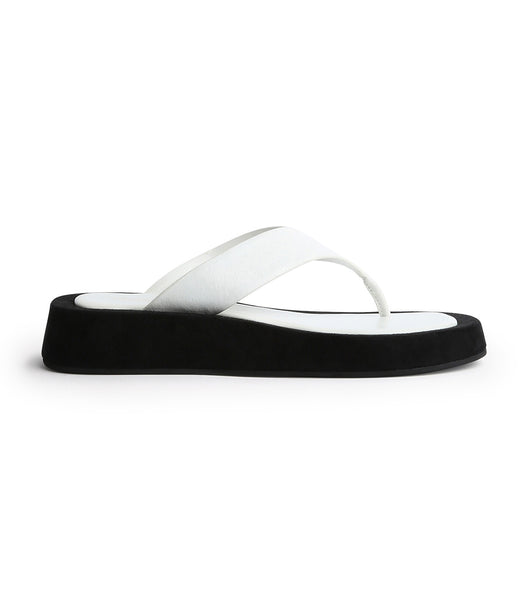 Tony Bianco Ives Milk Capretto 3.5cm Thong sandaler Hvite | NODYB38309